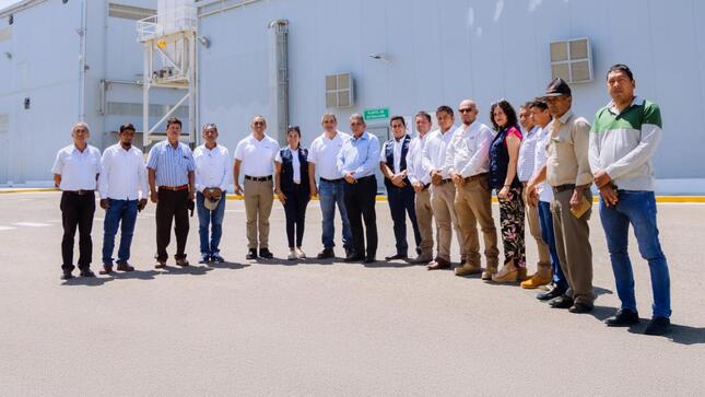 Sullana: agricultores participan en pasantía en planta procesadora de Stevia 