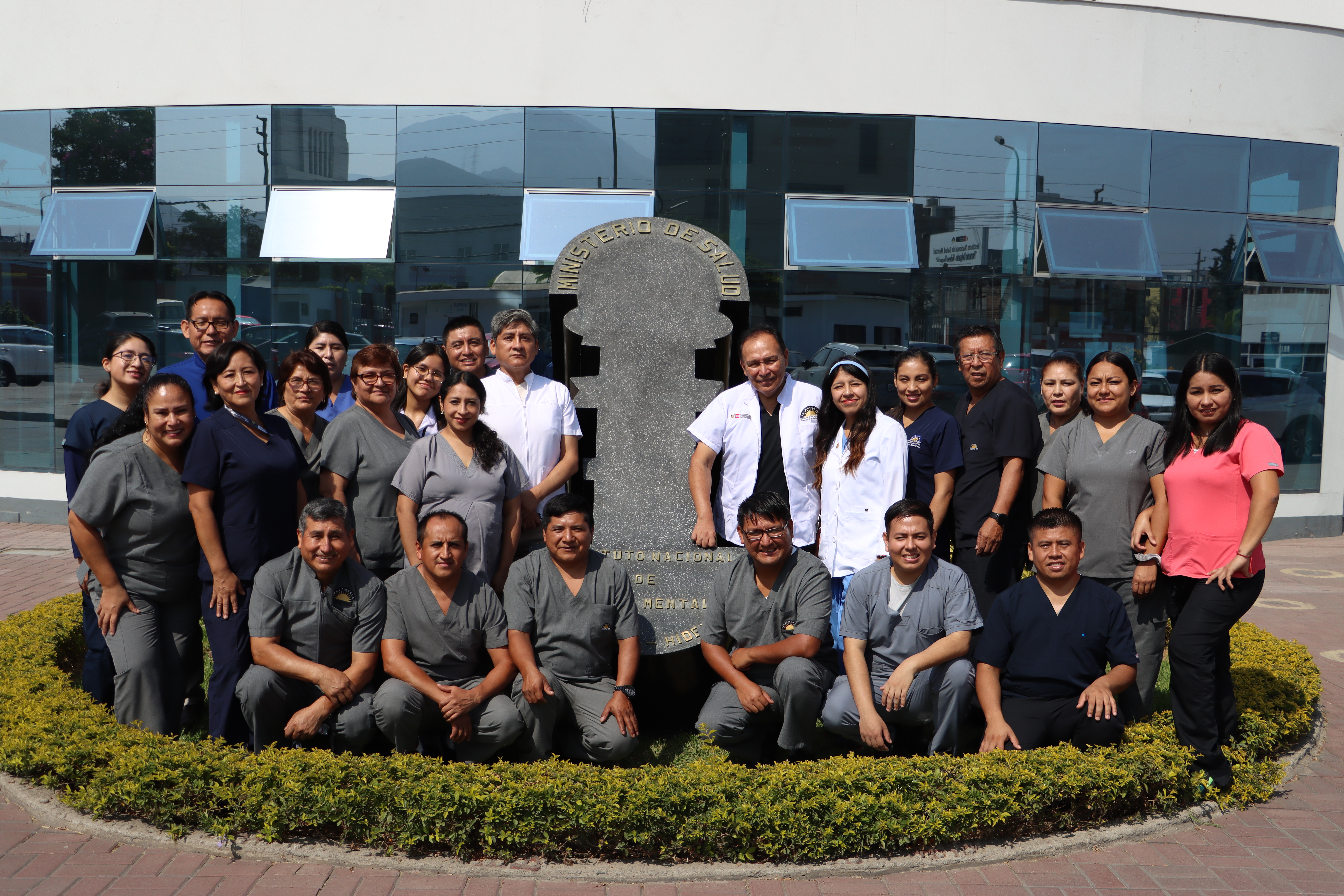 25 AÑOS DE SERVICIO DE HOSPITALIZACION