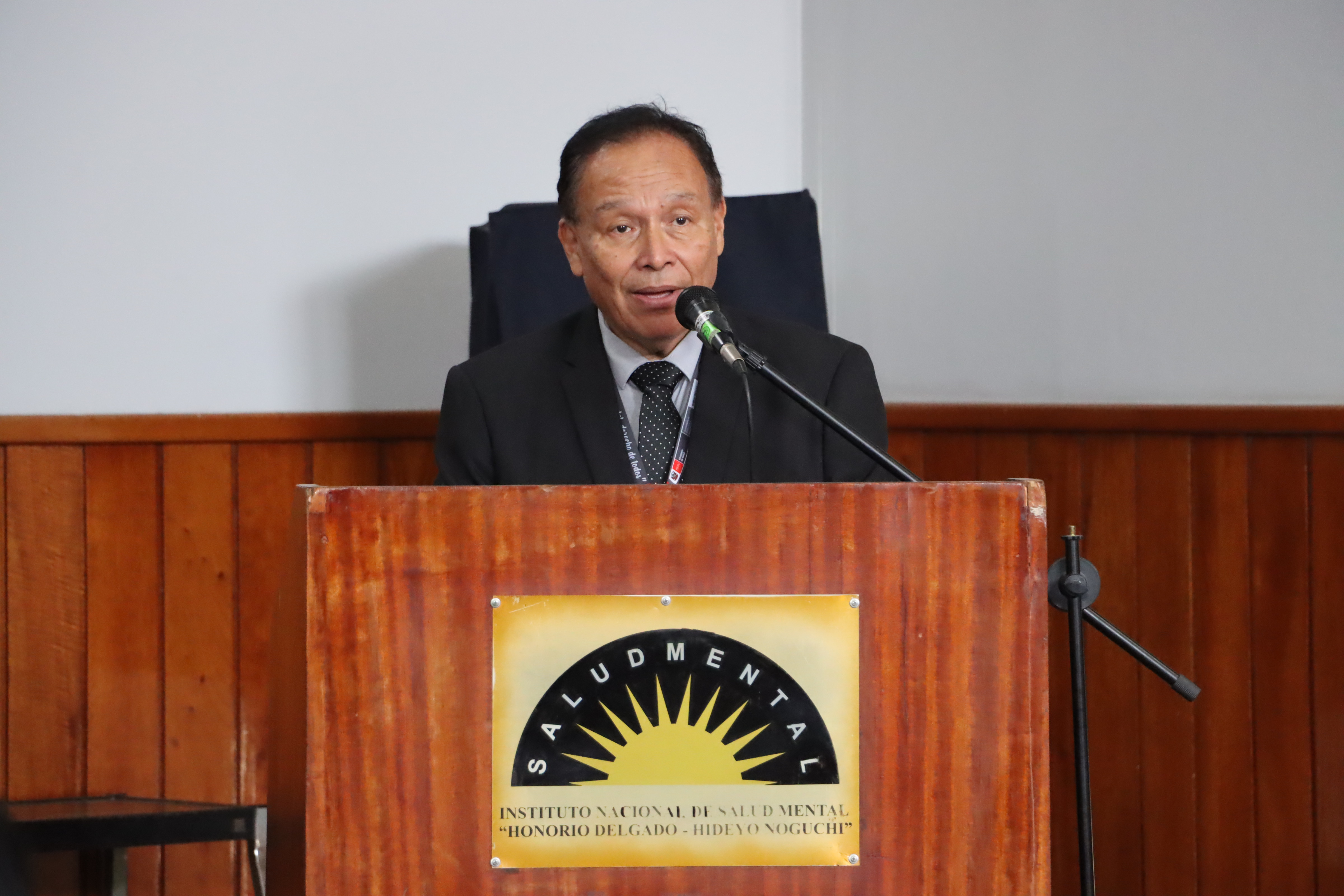 Director de la DEIDAE de Adicciones