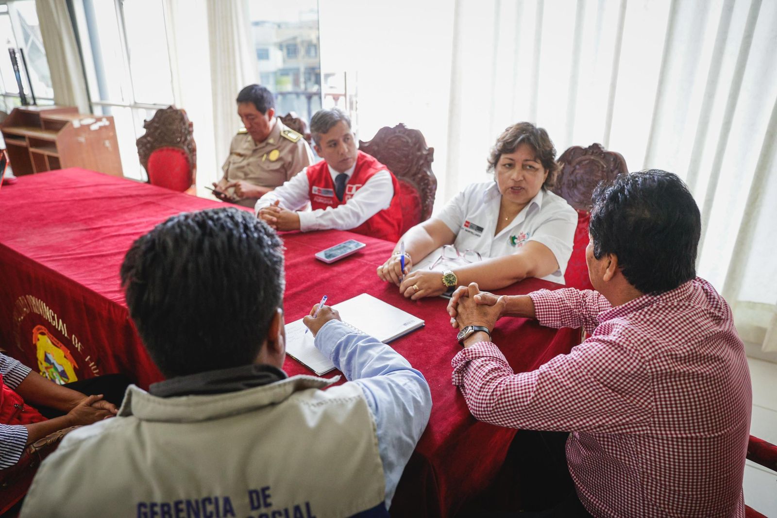 Ministra de la Mujer supervisa atención a víctimas de violencia en Huarmey y Chancay