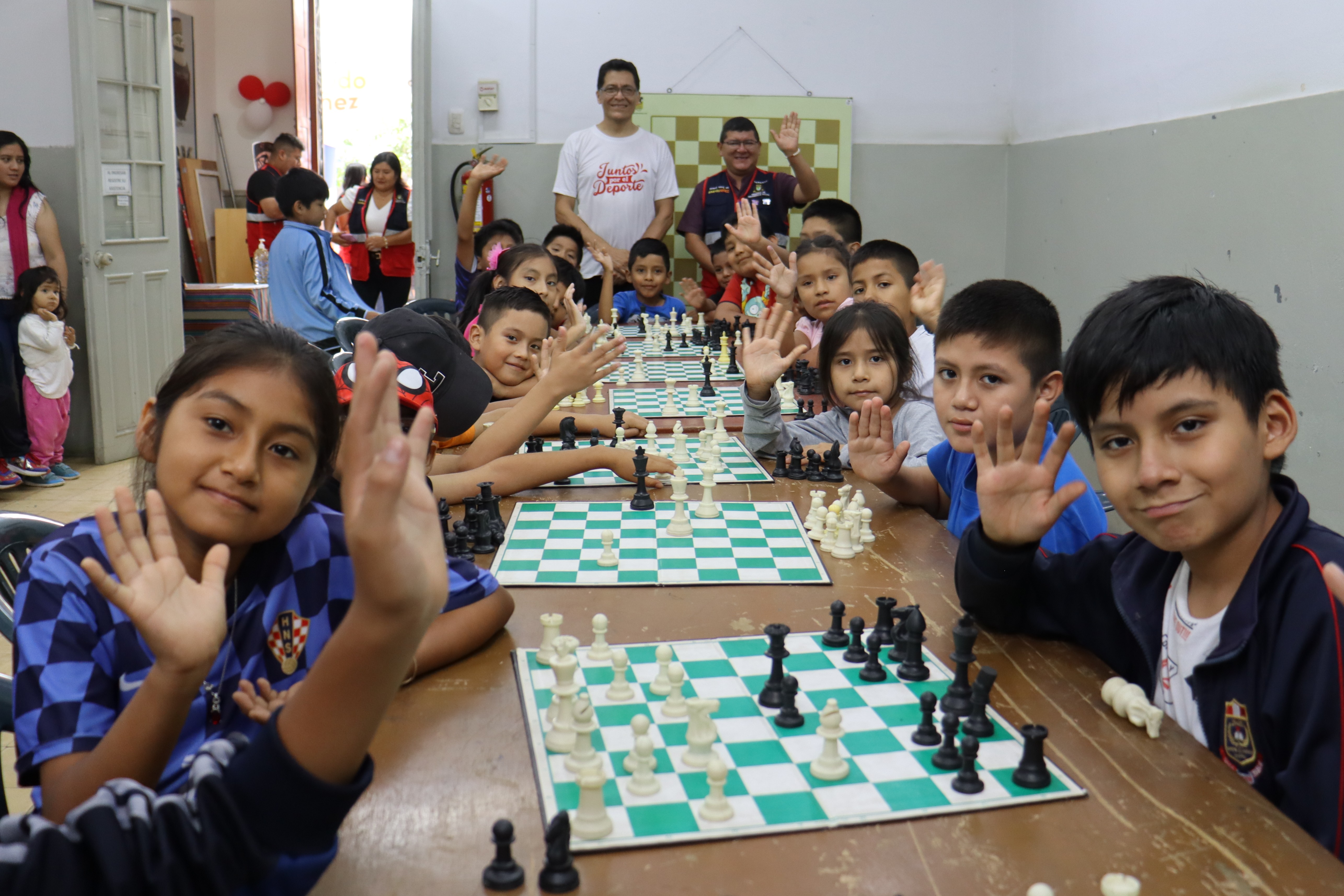 Municipalidad Provincial de Huaral extiende clases de ajedrez durante todo el año