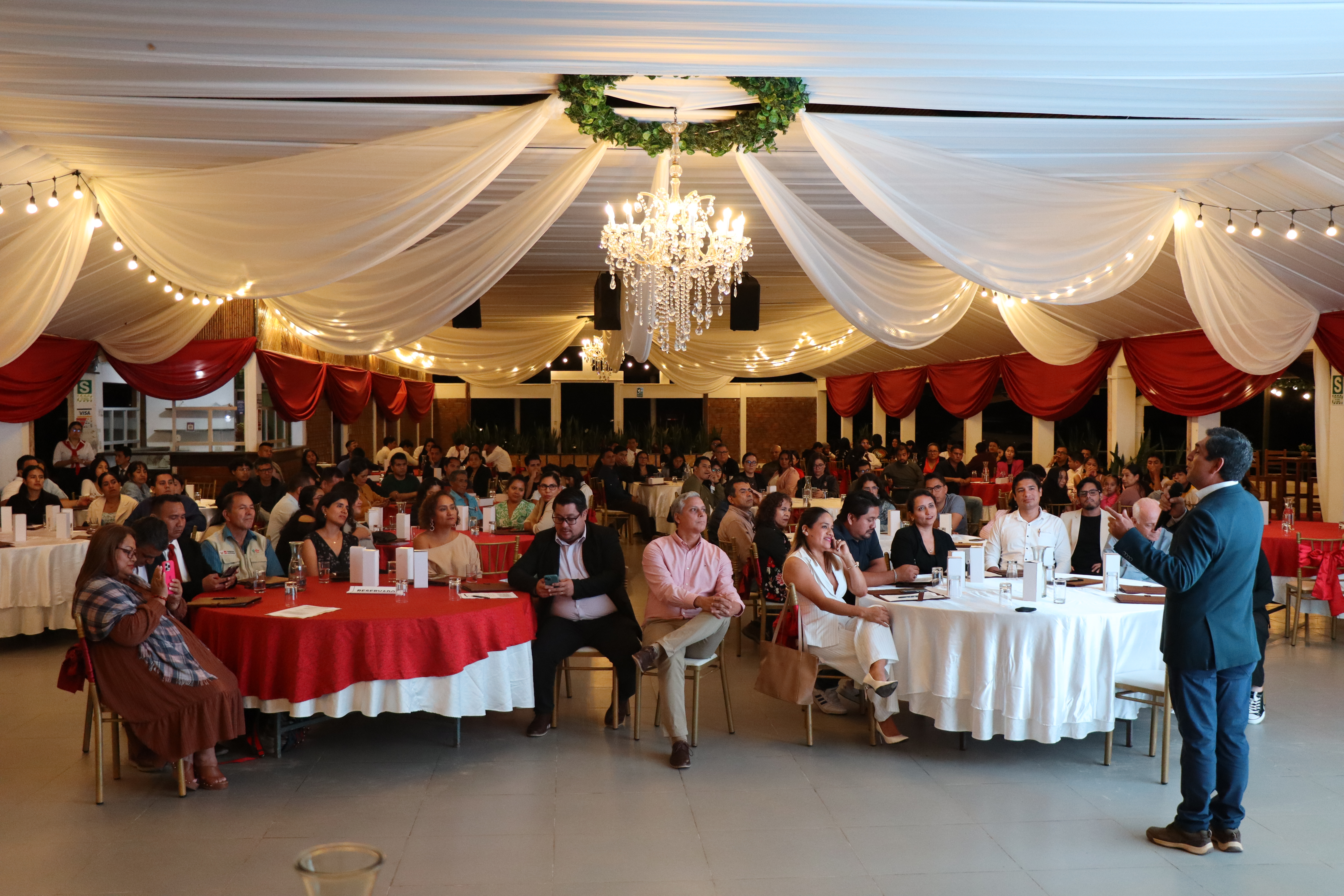Realizan encuentro empresarial en Moyobamba