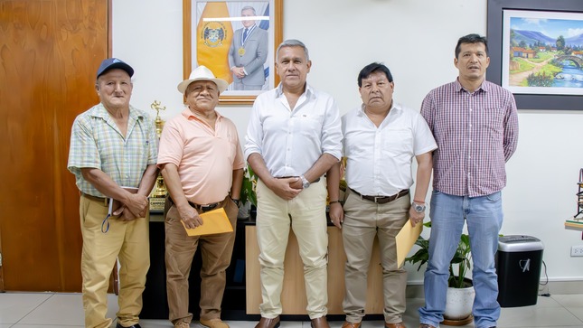 Alcalde de Huaral se reúne con el presidente del centro poblado de Caqui para impulsar proyectos de infraestructura
