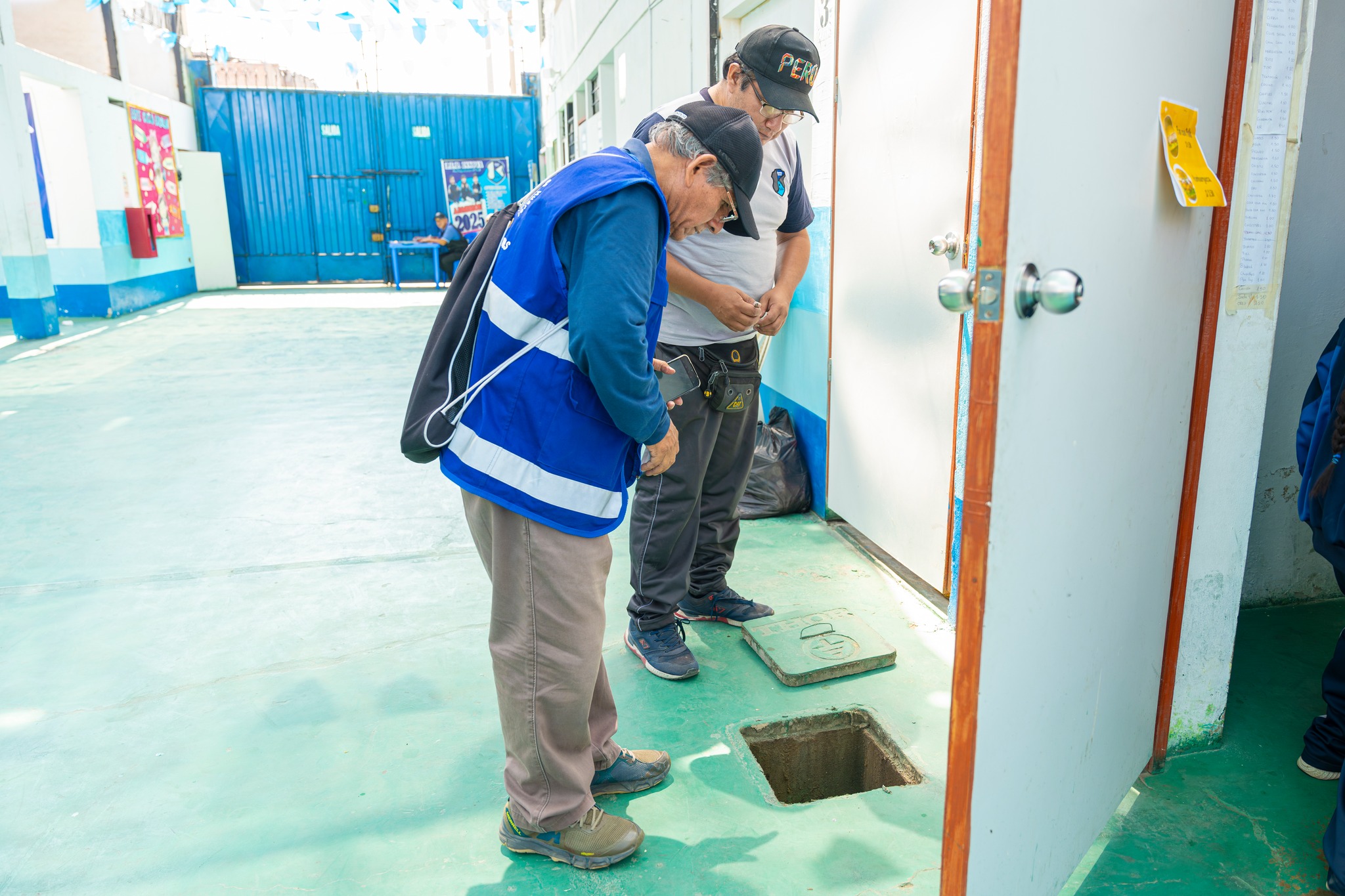 Municipalidad Provincial de Huaral realiza inspecciones a instituciones educativas de Huaral para garantizar condiciones de seguridad
