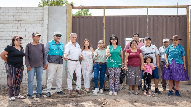 Alcalde Provincial Fernando Cárdenas presente en entrega de obra de agua potable en San Martín de Retes