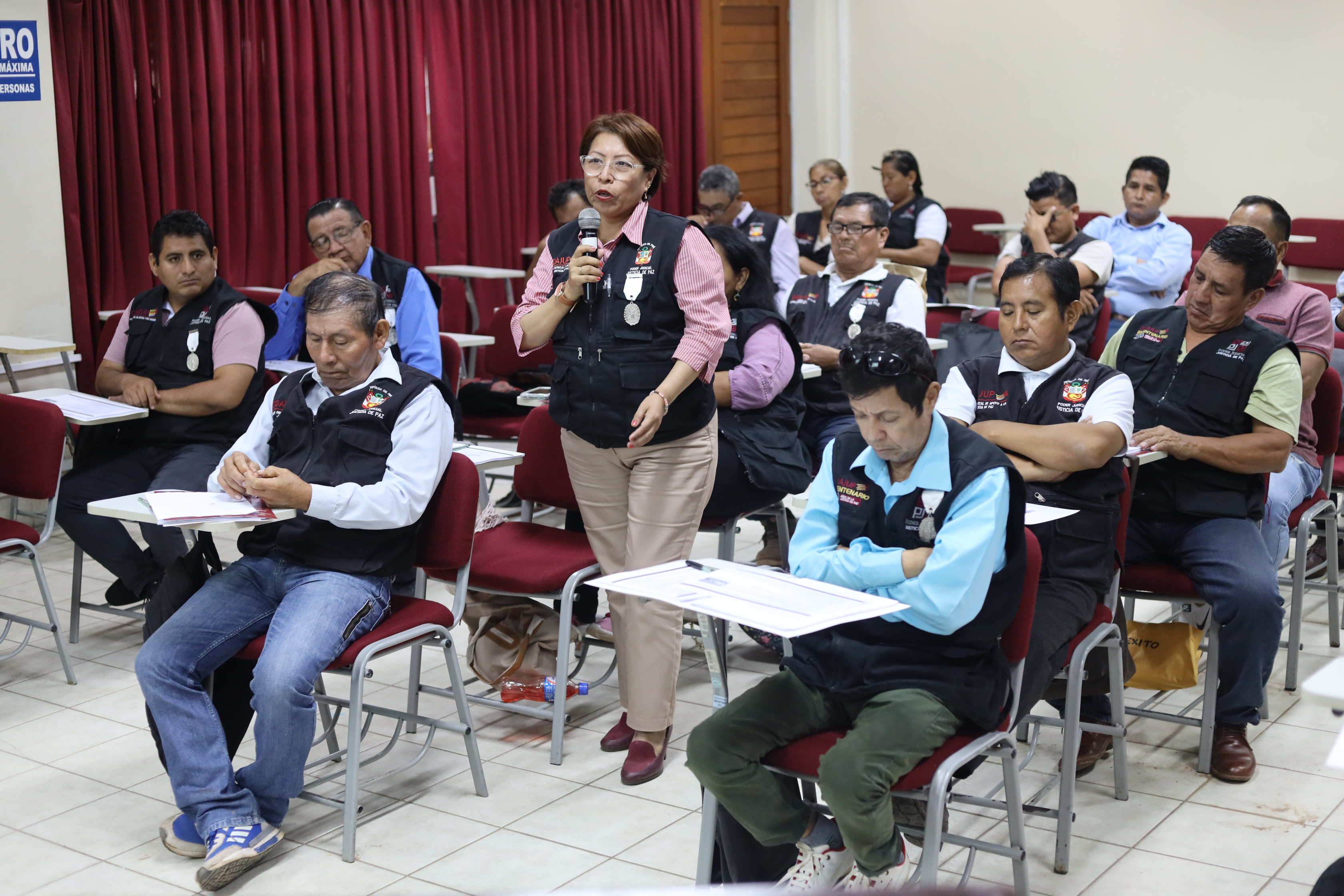 21 jueces de paz participaron de la primera jornada nacional de capacitación Conociendo la Justicia de Paz (6)