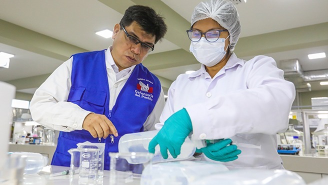 Suero fisiológico: decreto de urgencia permitirá al INS incrementar de 60 a 120 las muestras realizadas por día