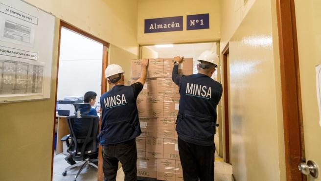 Minsa distribuye 54 toneladas de suero fisiológico para fortalecer la atención en hospitales del país