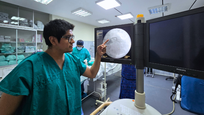 Minsa: por primera vez médicos del Hospital Arzobispo Loayza realizan angioplastia de tronco coronario izquierdo 