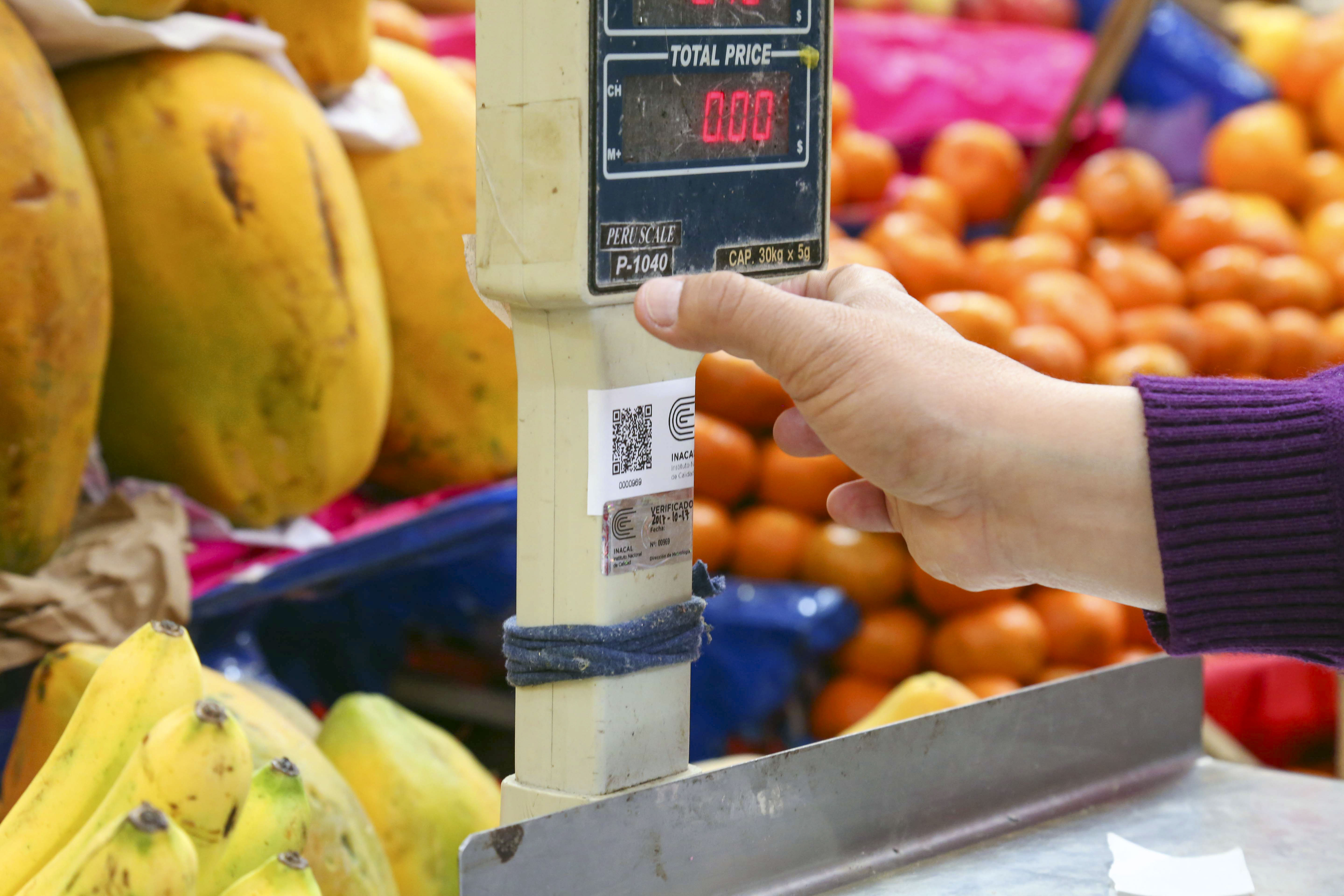 Inacal exhorta a la verificación obligatoria de balanzas en bodegas, mercados y supermercados