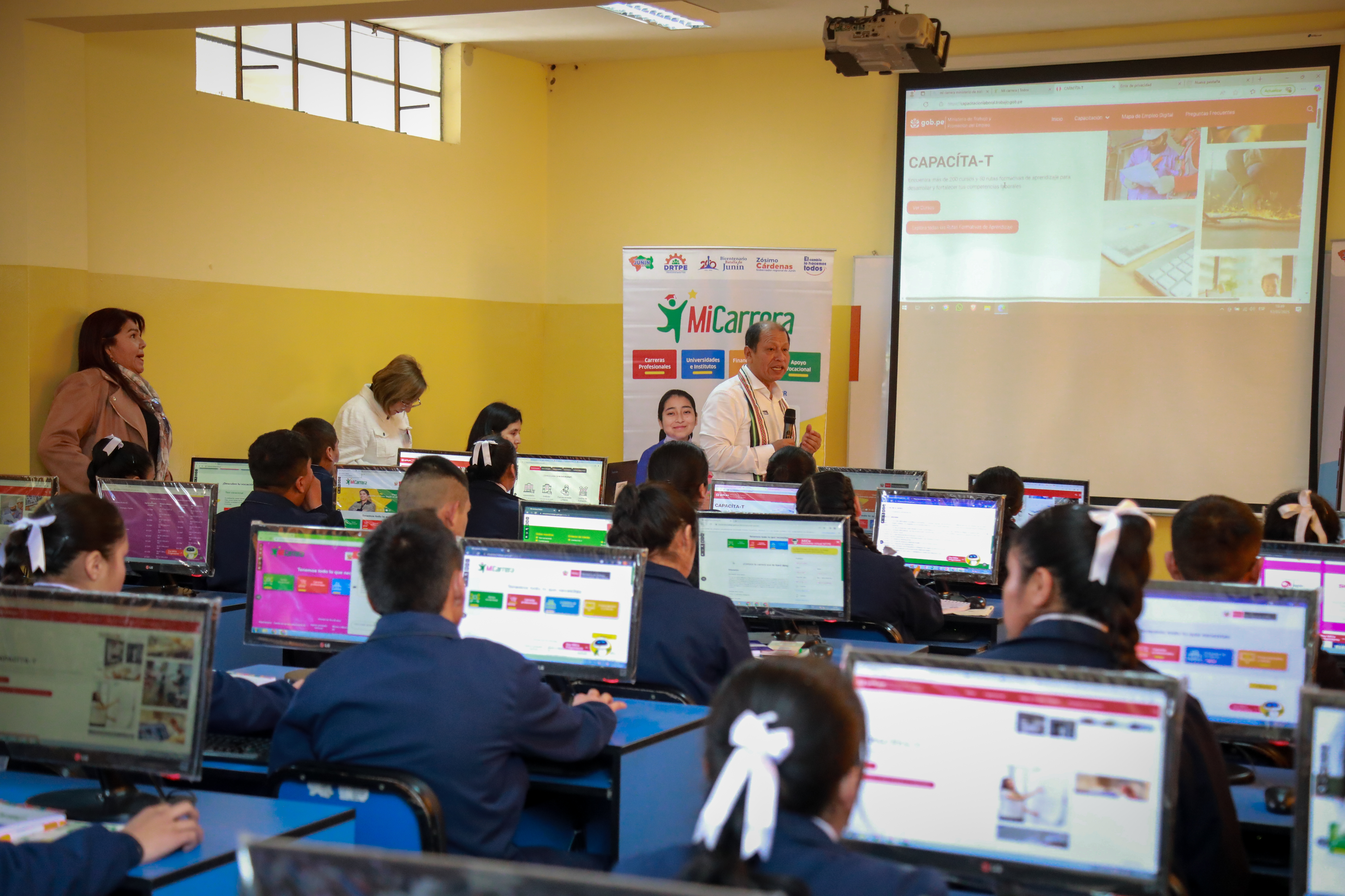 MTPE: plataforma Mi Carrera superó los 2 millones de visitas vocacionales de adolescentes y jóvenes