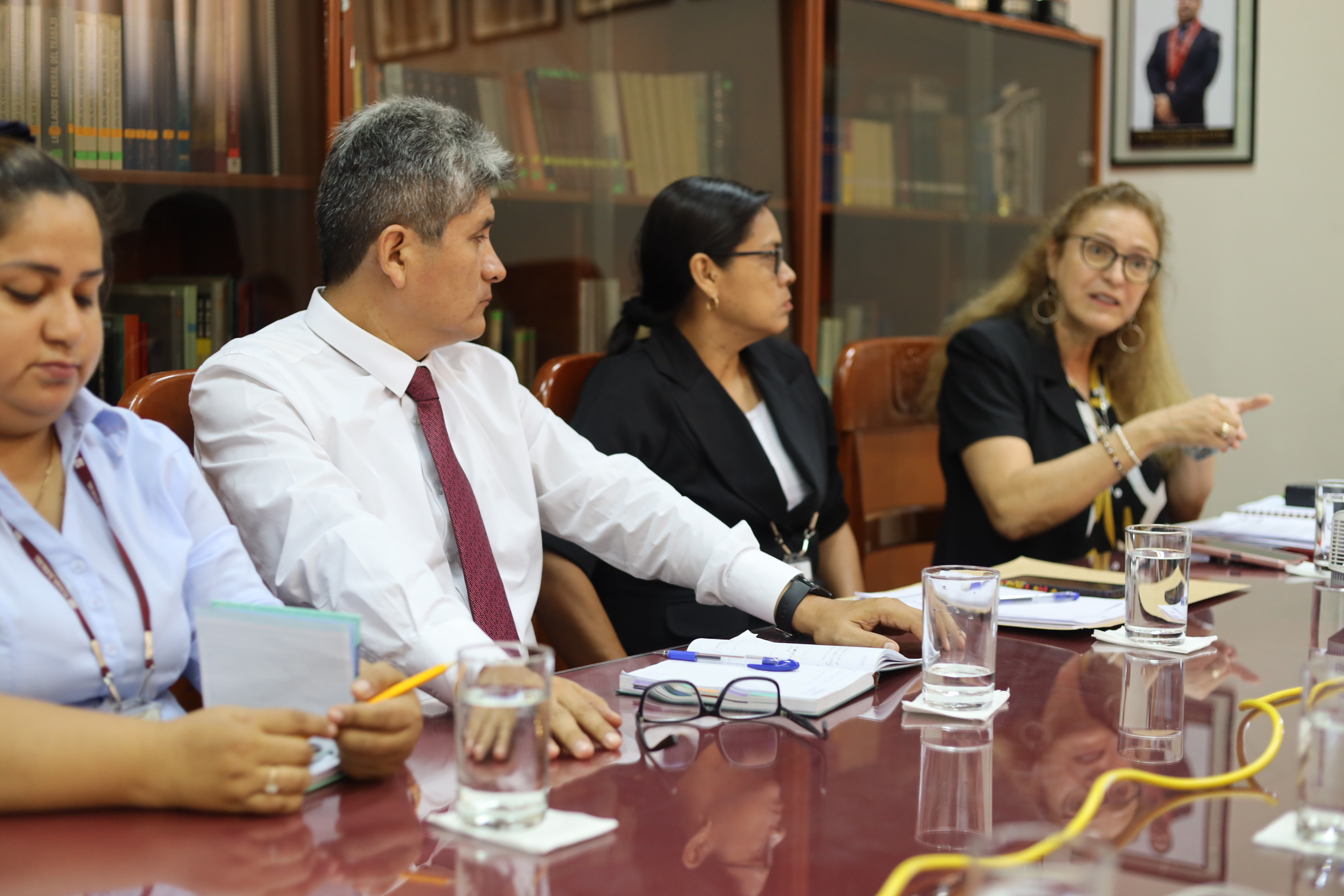 Corte de Ucayali fortalece su compromiso con la integridad institucional en coordinación con la Secretaría de Integridad Pública   (3)