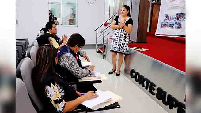 Magistrada Yency Carpio Chávez capacitó a jueces de paz urbanos del Callao