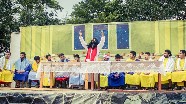 Durante esta semana especial, Lamas se convierte en un escenario lleno de emoción y espiritualidad, donde miles de fieles y turistas se unirán a la conmemoración de la pasión, muerte y resurrección de Jesucristo. 
