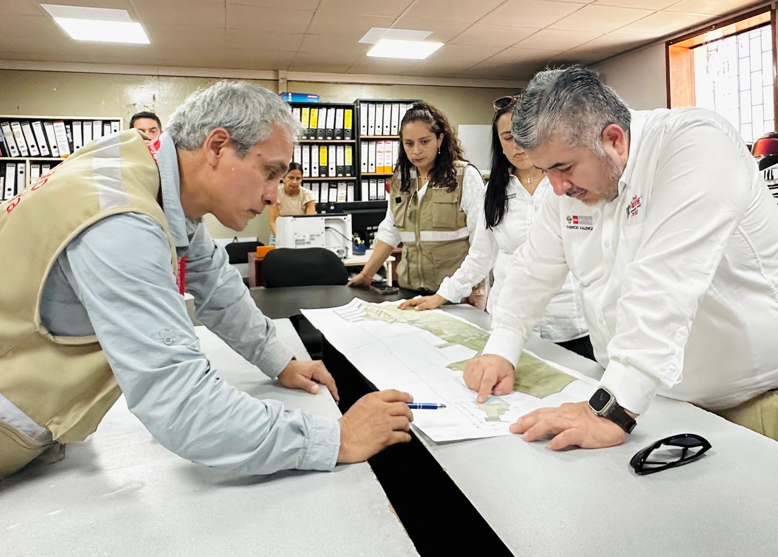 Ministro de Cultura realiza visita de trabajo