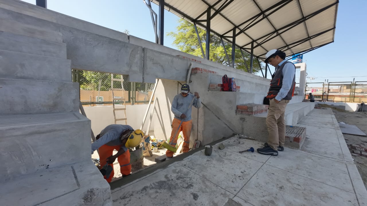 Más de 2 mil puestos de trabajo genera el GORE en polideportivos que construye en Piura, Castilla y Veintiséis de Octubre