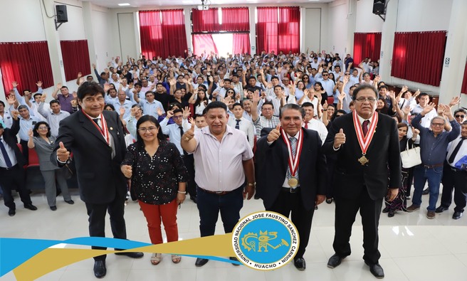 Se recibió con entusiasmo la visita de los congresistas Esdras Medina y Katy Ugarte, quienes compartieron detalles de un prometedor acuerdo internacional con la Universidad Marítima de Shanghái.