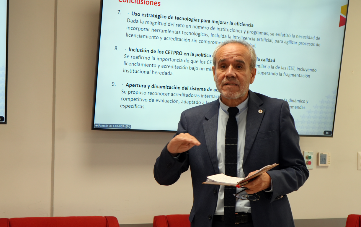 CNE presenta hoja de ruta para transformar el licenciamiento en la Educación Superior Tecnológica