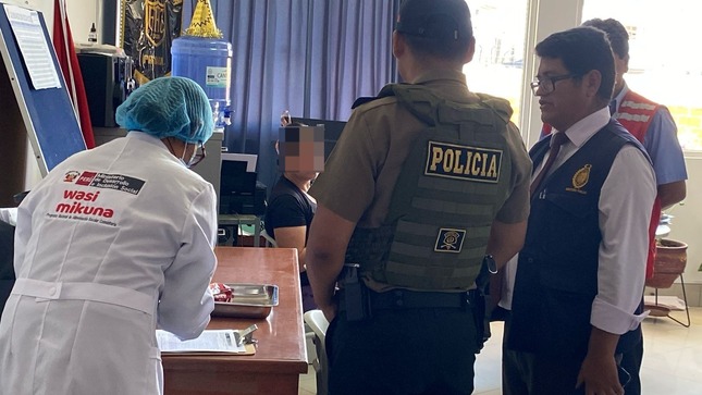 Fiscalía de Tacna inicia indagaciones tras presunto hallazgo de residuos en alimentos del programa Wasi Mikuna.