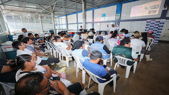 Villa María del Triunfo: Sanipes fortalece capacidades de más de 200 comercializadores de productos hidrobiológico