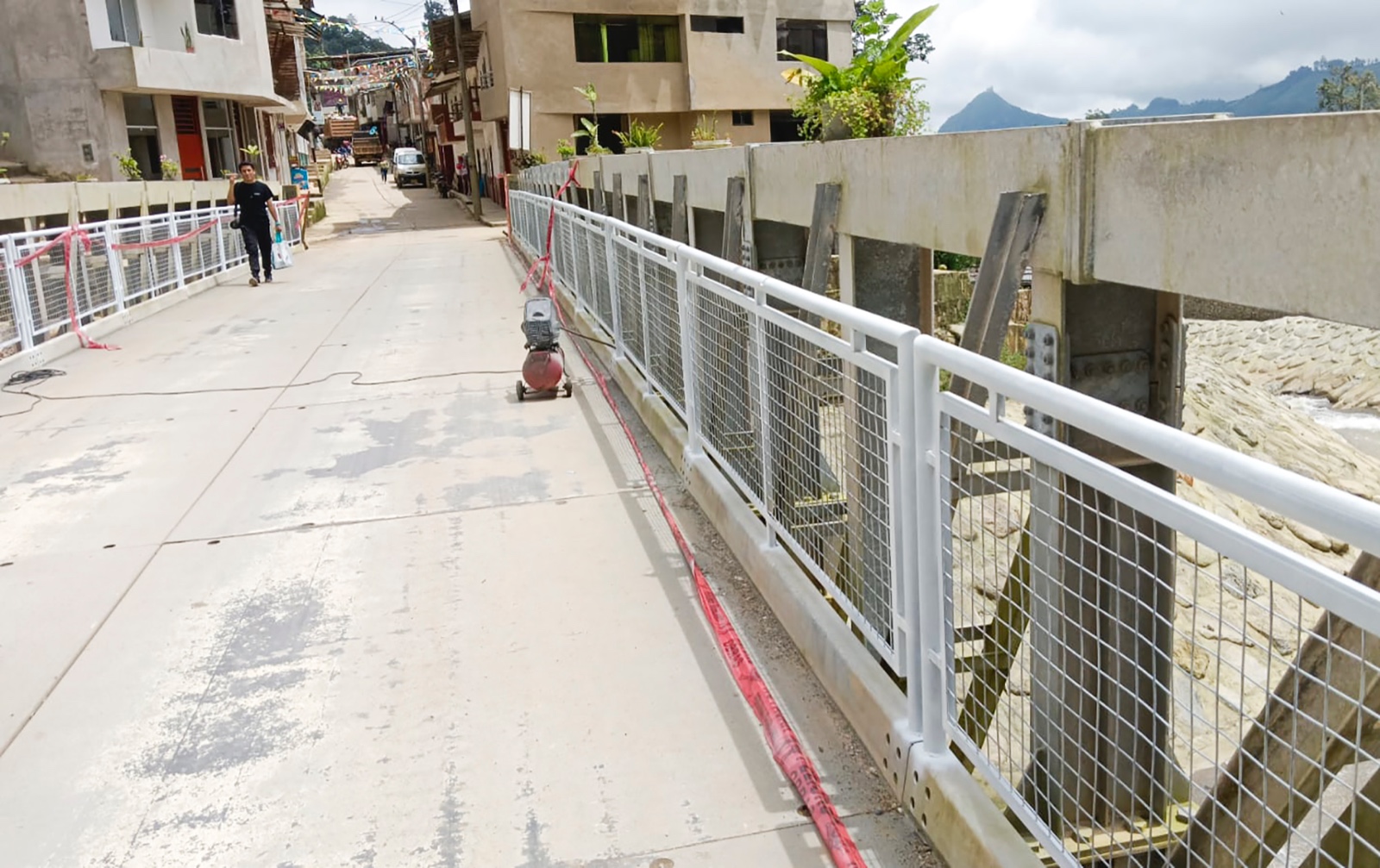Gobierno Regional instala barandas de seguridad en puentes Pusmalca y Limón que unen Canchaque con 50 caseríos