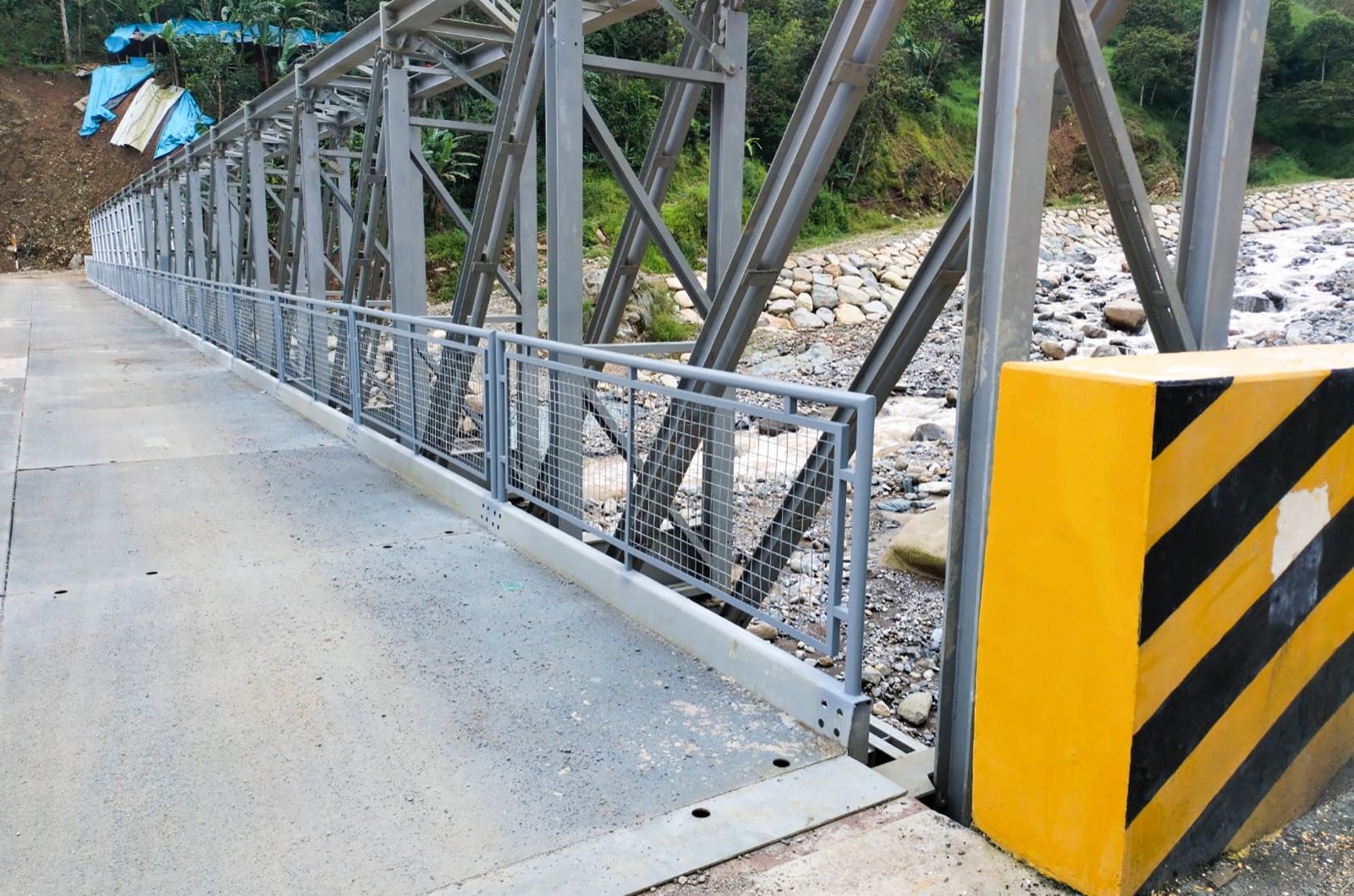 Gobierno Regional instala barandas de seguridad en puentes Pusmalca y Limón que unen Canchaque con 50 caseríos