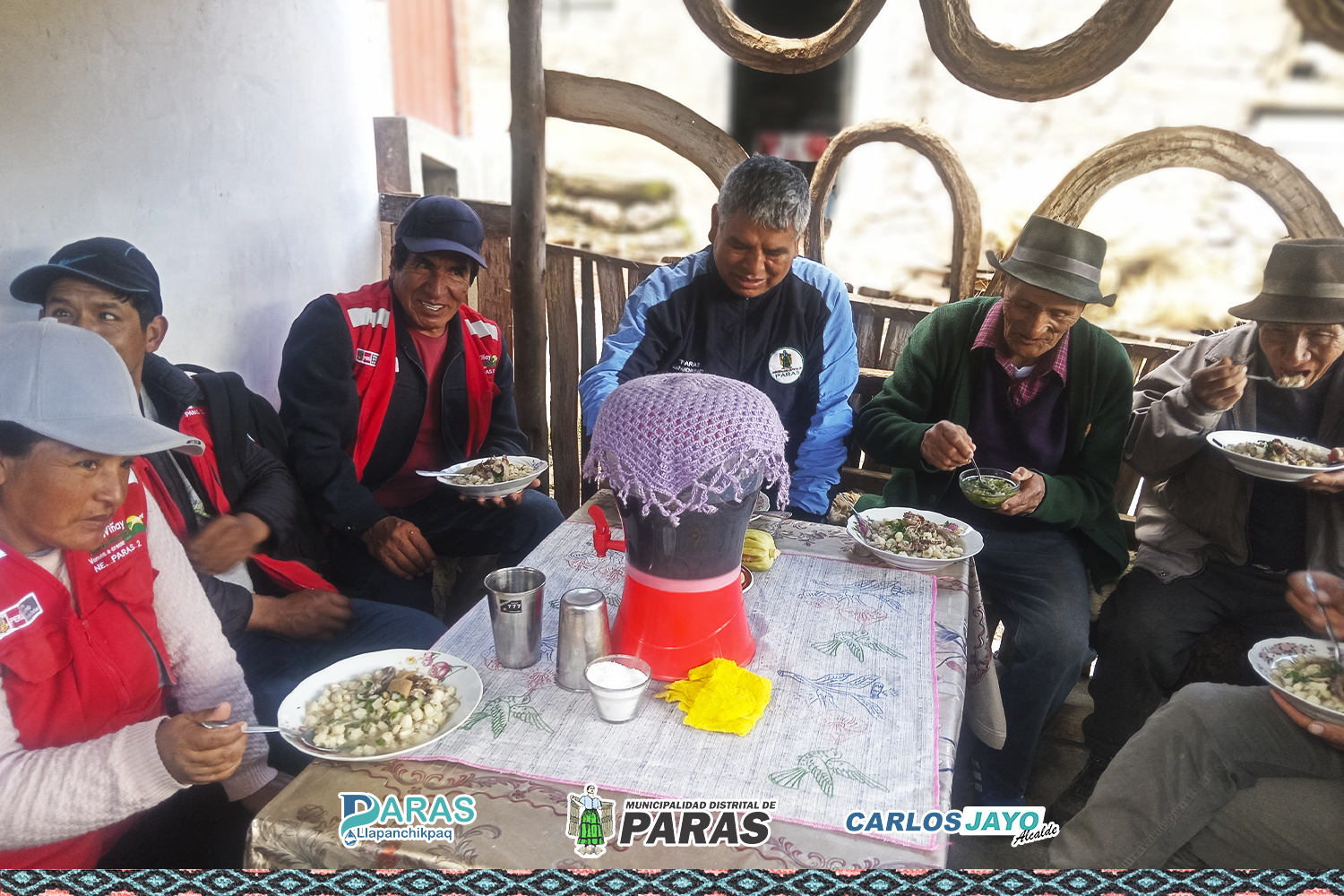 ¡𝗛𝗮𝗸𝘂 𝗪𝗶ñ𝗮𝘆 𝗲𝘀𝘁á 𝘁𝗿𝗮𝗻𝘀𝗳𝗼𝗿𝗺𝗮𝗻𝗱𝗼 𝘃𝗶𝗱𝗮𝘀 𝗲𝗻 𝗣𝗮𝗿𝗮𝘀!