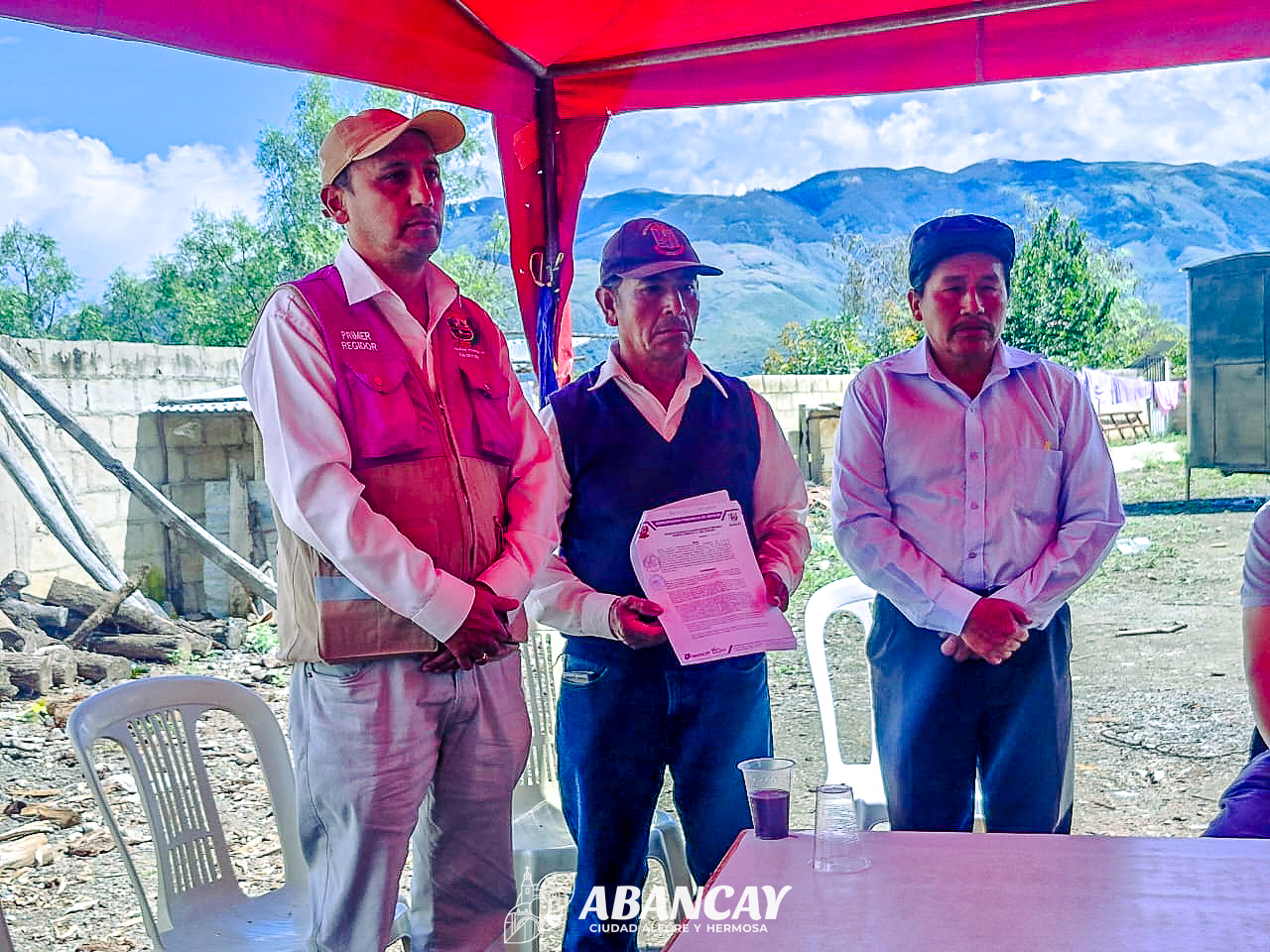 Tras 18 Años De Espera, Municipalidad Provincial De Abancay Otorga Reconocimiento De Manzanas Y Vías Públicas A La Asociación De Vivienda Santa Rosa II Etapa.
