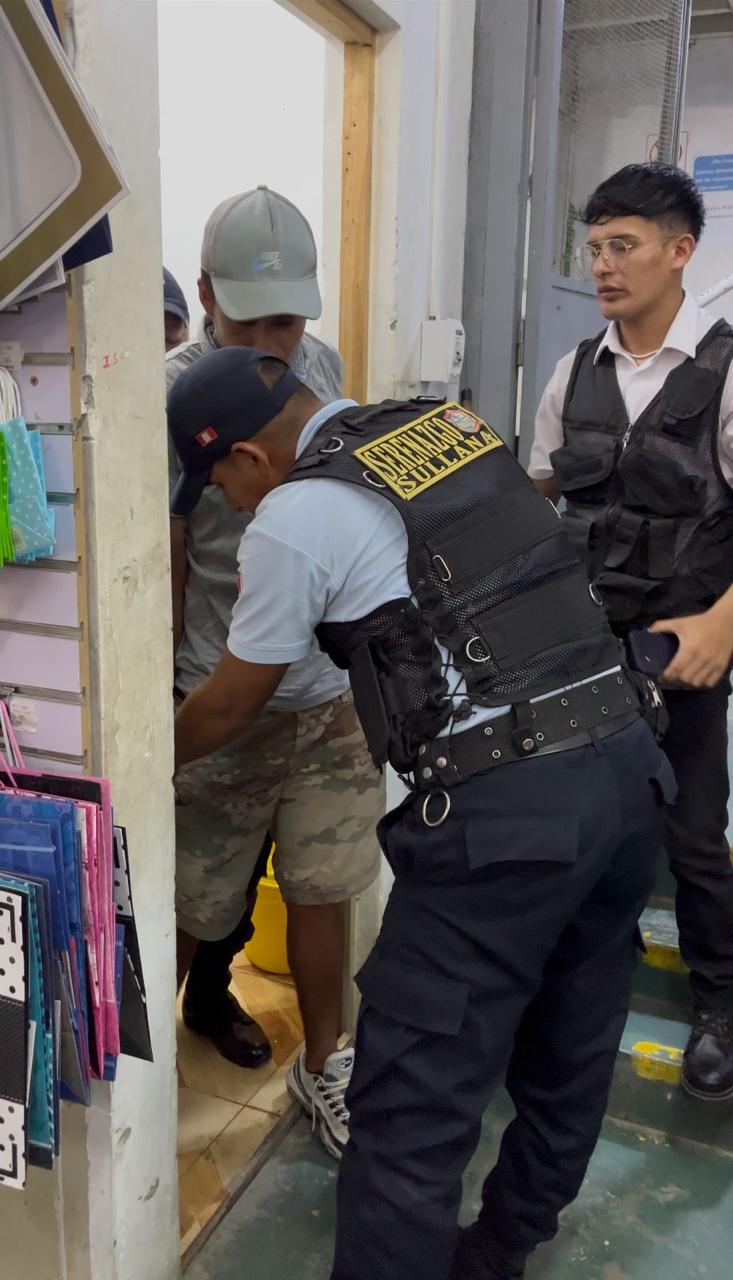 Sullana: Serenazgo captura a presunto ladrón en tienda Santa Inka