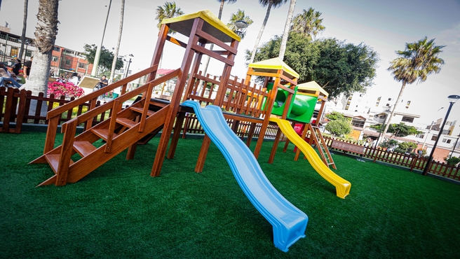 Por primera vez el lugar cuenta con juegos seguros para niños