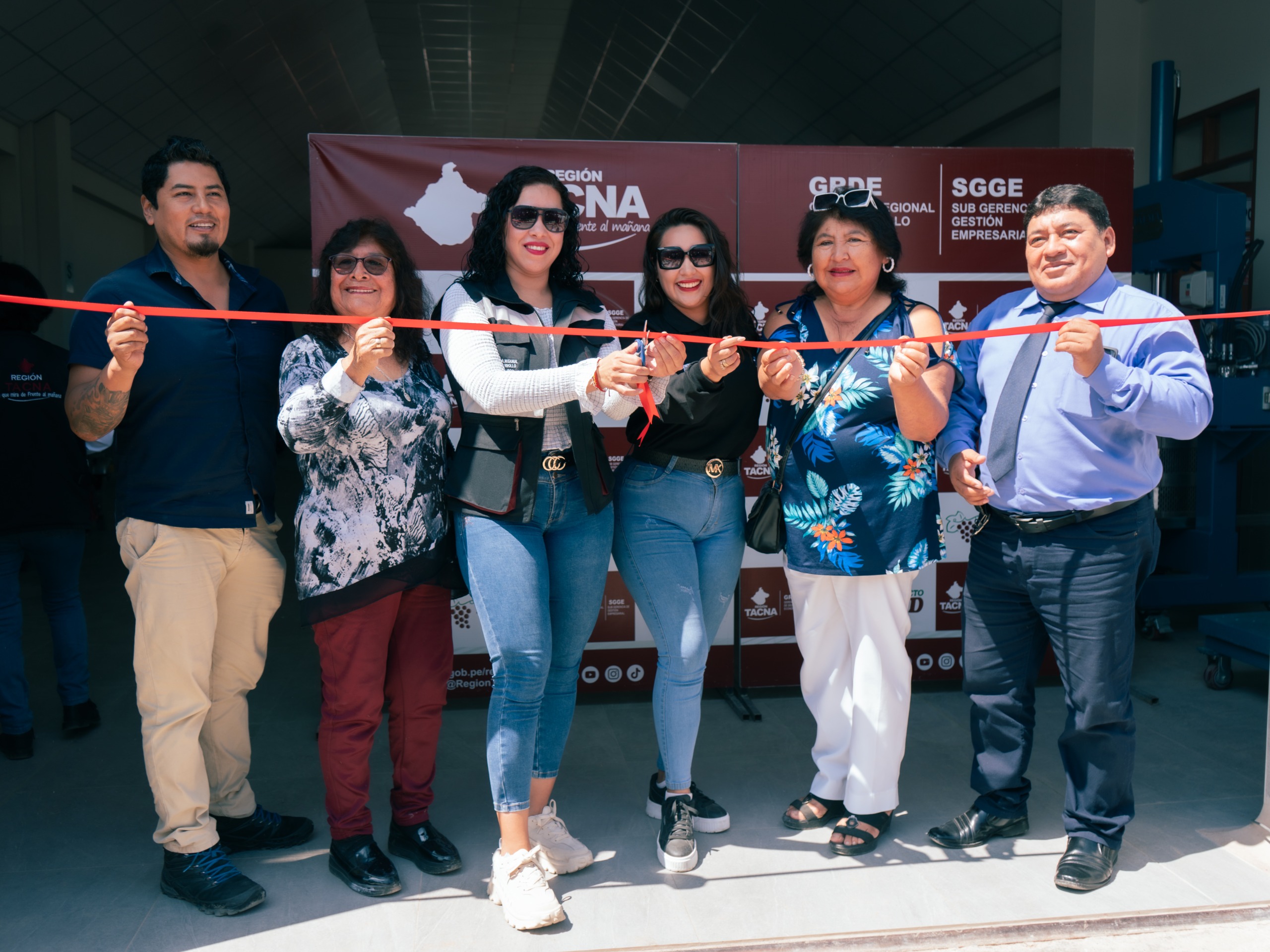 Inauguran moderna planta procesadora de vino, pisco, macerados y licores en la Casa del Agricultor de Pocollay