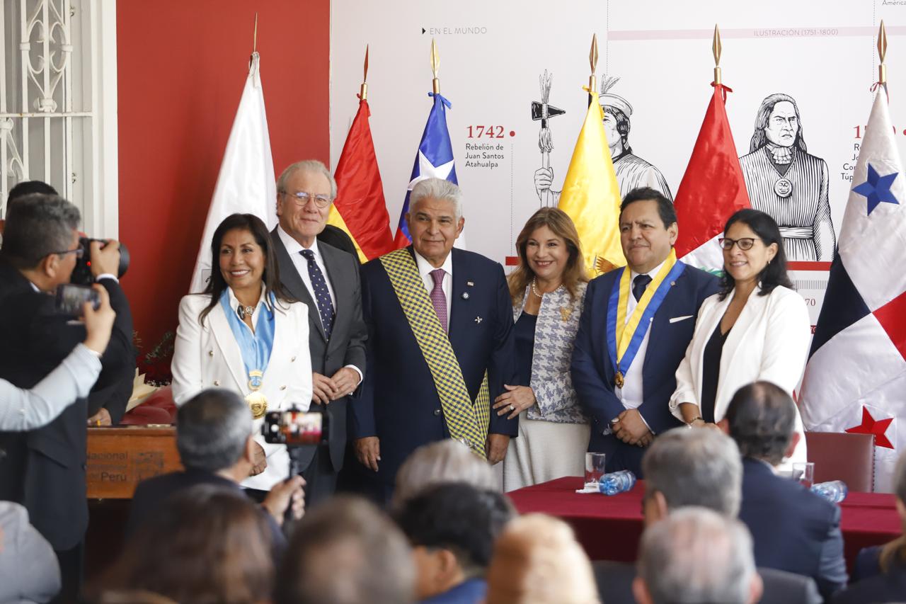 Presidente de Panamá visita MNAAHP