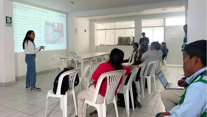 La primera etapa del proyecto beneficiará a seis sectores del distrito, con una red de instalación que avanza a 300 metros por día.