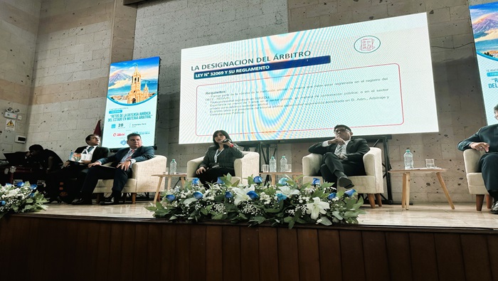 Procuraduría General del Estado cumple destacada participación en foro “Retos de la defensa jurídica del Estado en materia arbitral”
