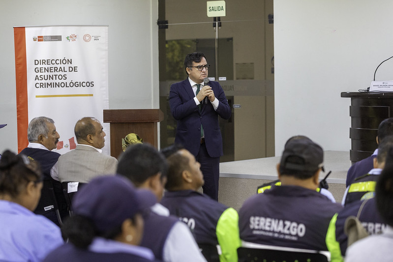 Serenos y funcionarios se fortalecieron en conferencia sobre Seguridad Ciudadana