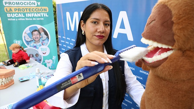 Minsa aplicará 10 000 sellantes en piezas dentales en niños y niñas durante campaña “Protege el primer molar de tu hija o hijo”