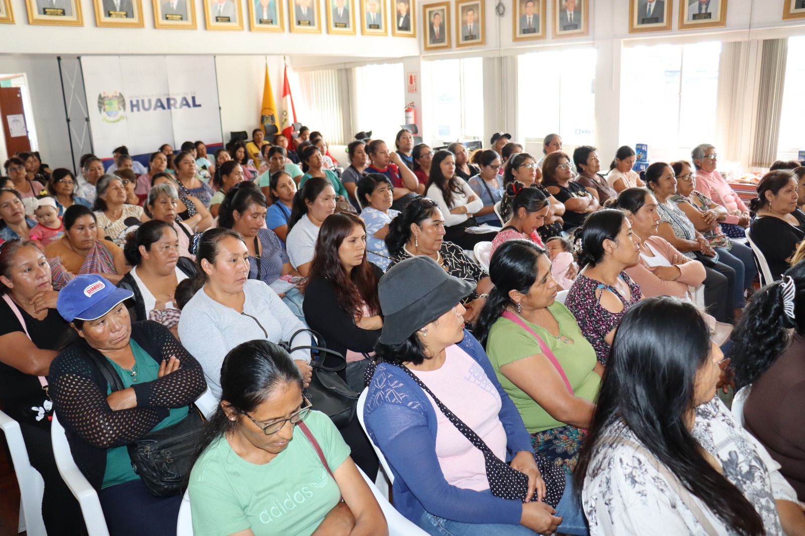Representantes de comedores populares reciben capacitación en alimentación saludable