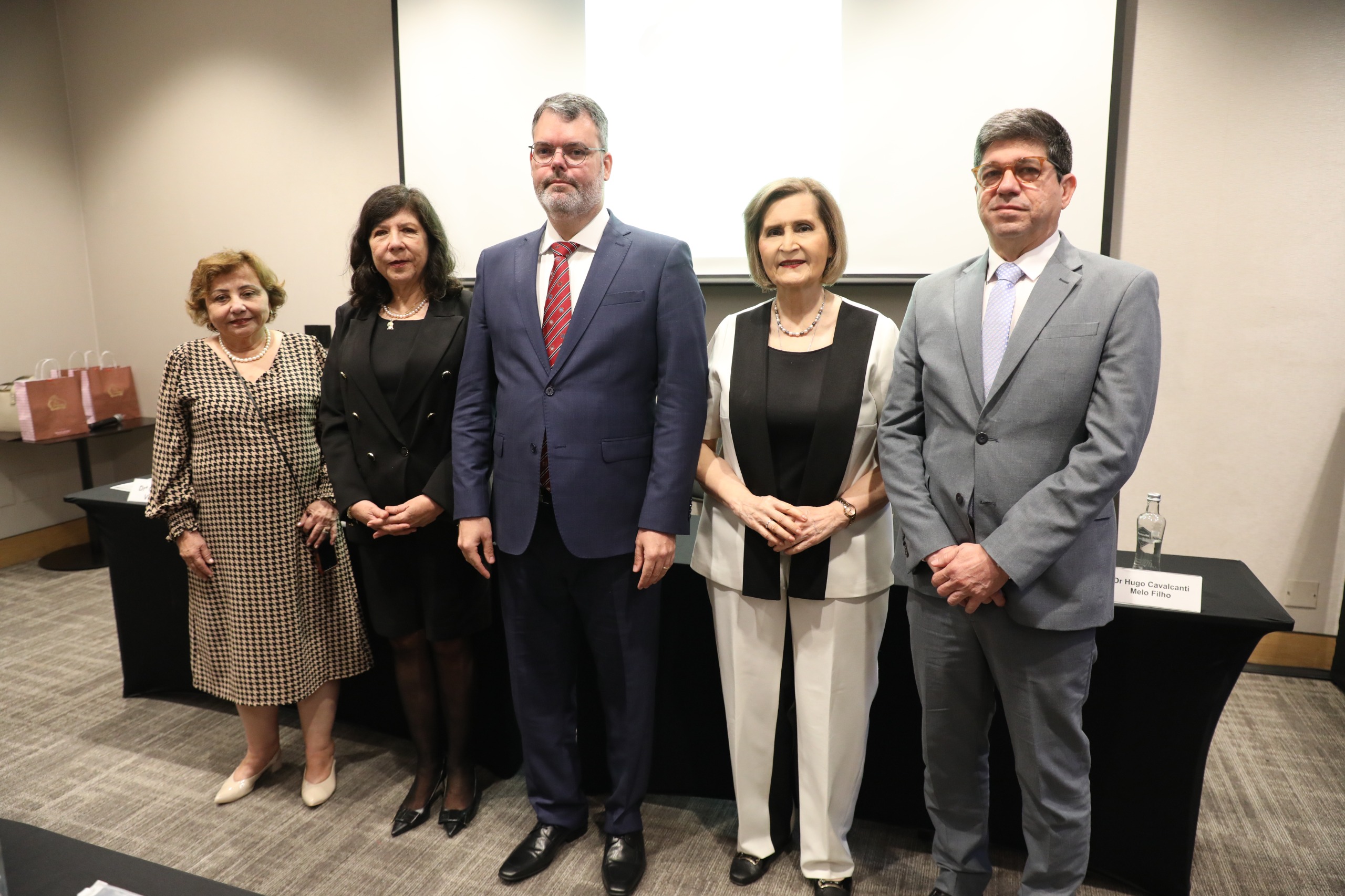 Presidenta del Tribunal Constitucional Luz Pacheco participó en la inauguración del II Encuentro Internacional de AMATRA VI que se realiza en Lima