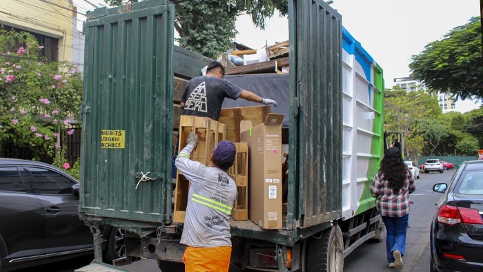 • Luego de varias jornadas se recolectó 20 toneladas de residuos sólidos.