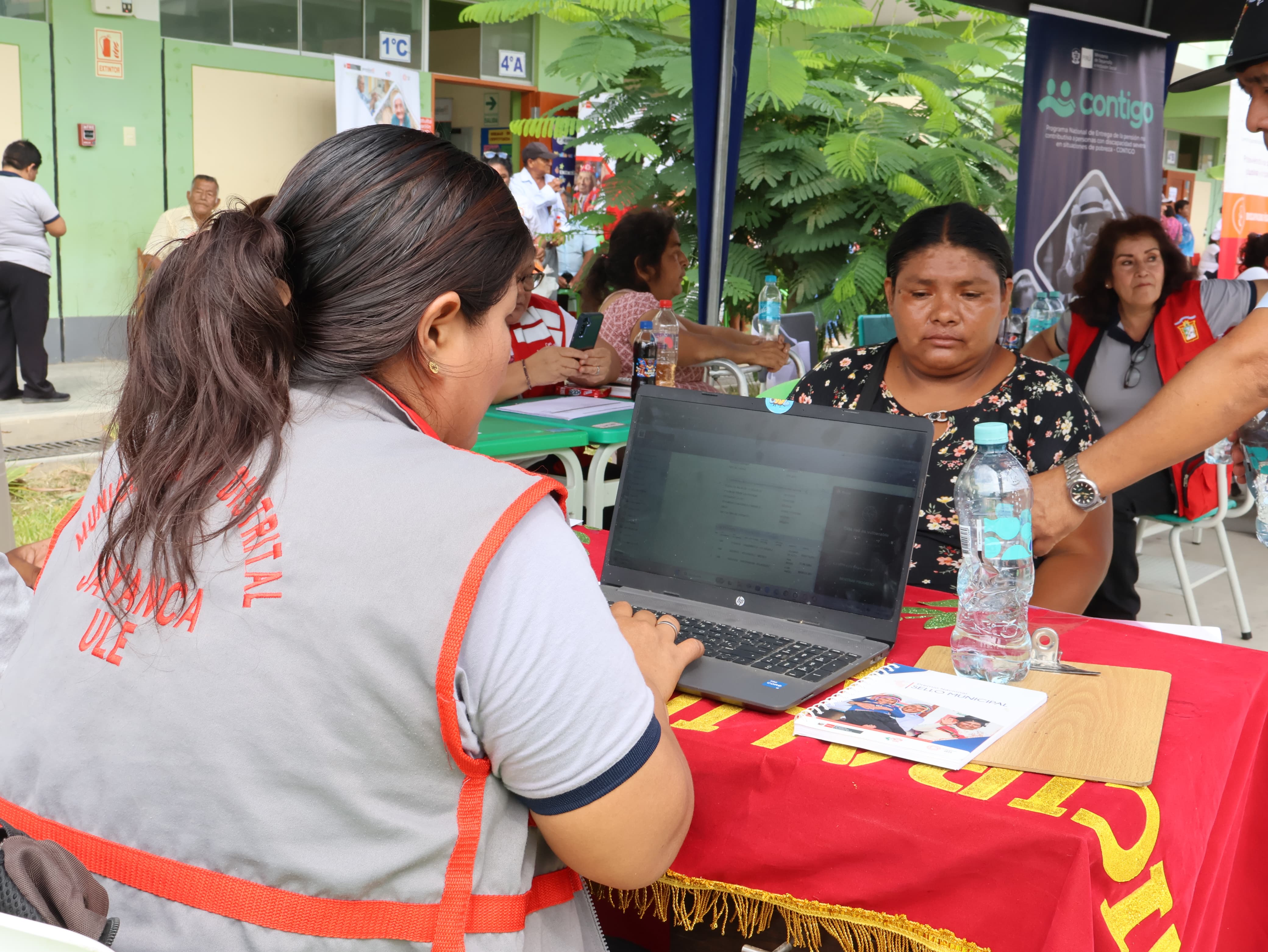 Atención de la ULE a la ciudadanía en Jayanca 1