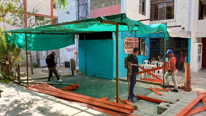 Retiro de estructura de madera