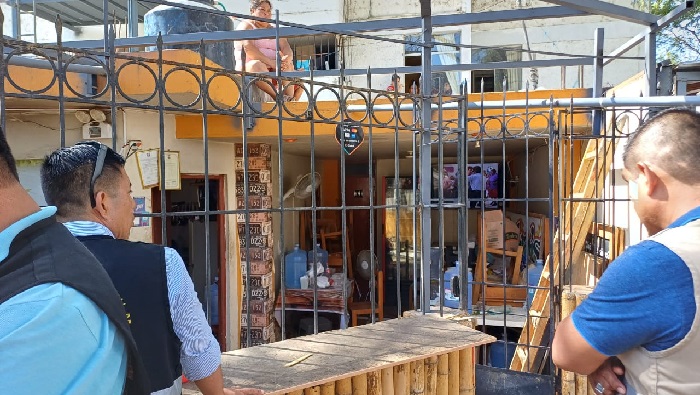 Restaurant invadía vía pública