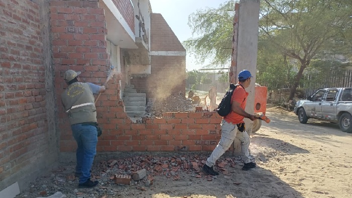Liberando vías públicas