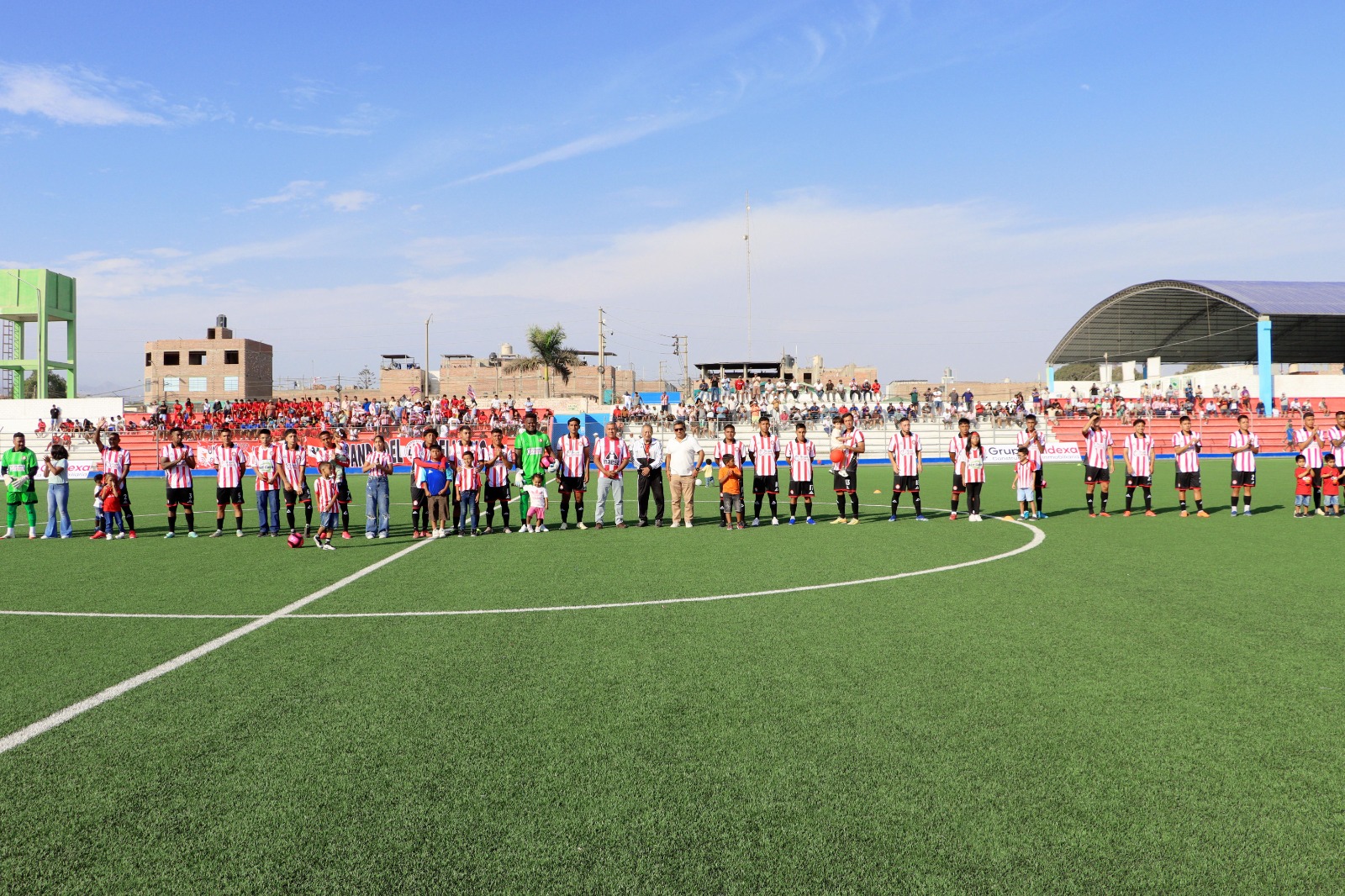El Equipo Pelícano retornó a su casa: El Estadio "Julio Lores Colán" recibió nuevamente al Unión Huaral