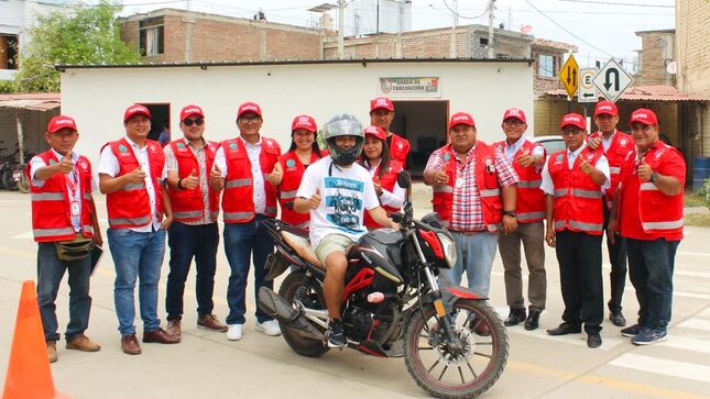 Sullana ya emite brevetes de motos mediante sistema interconectado al MTC 