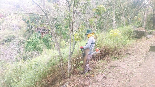 Trabajadores de la Municipalidad de San Ignacio realizaron trabajos de limpieza y mantenimiento del centro turístico faical