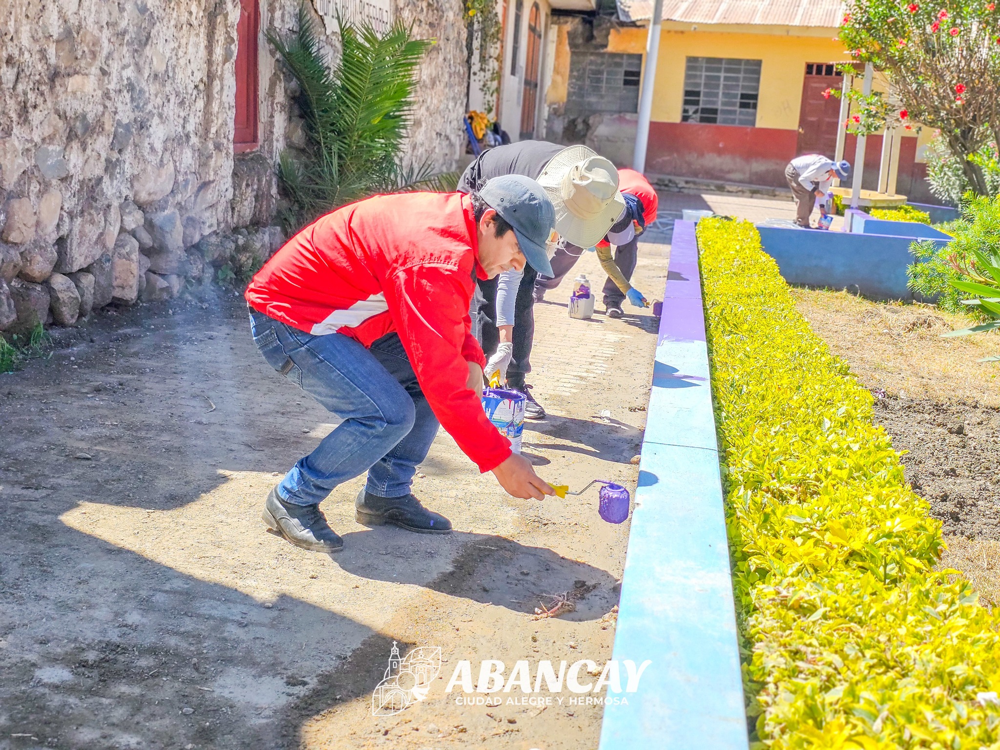 💪🏼Trabajos de limpieza, poda y mantenimiento de áreas verdes garantizan un entorno seguro y ordenado para los vecinos y visitantes.