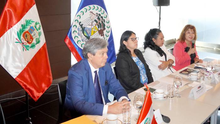 Perú y Belice trabajan juntos para proteger sus recursos arqueológicos