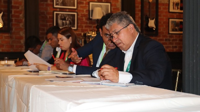 Gobernador Antonio Pulgar en reunion bilateral con el Ministerio de Vivienda