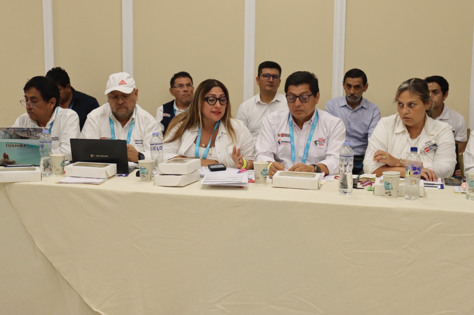 Gobernador Antonio Pulgar en reunión bilateral con el ministro de Transportes.
